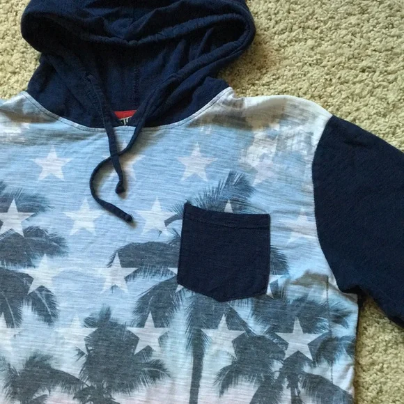 Patriotic Colors - tee with a hood - Picture 2 of 5